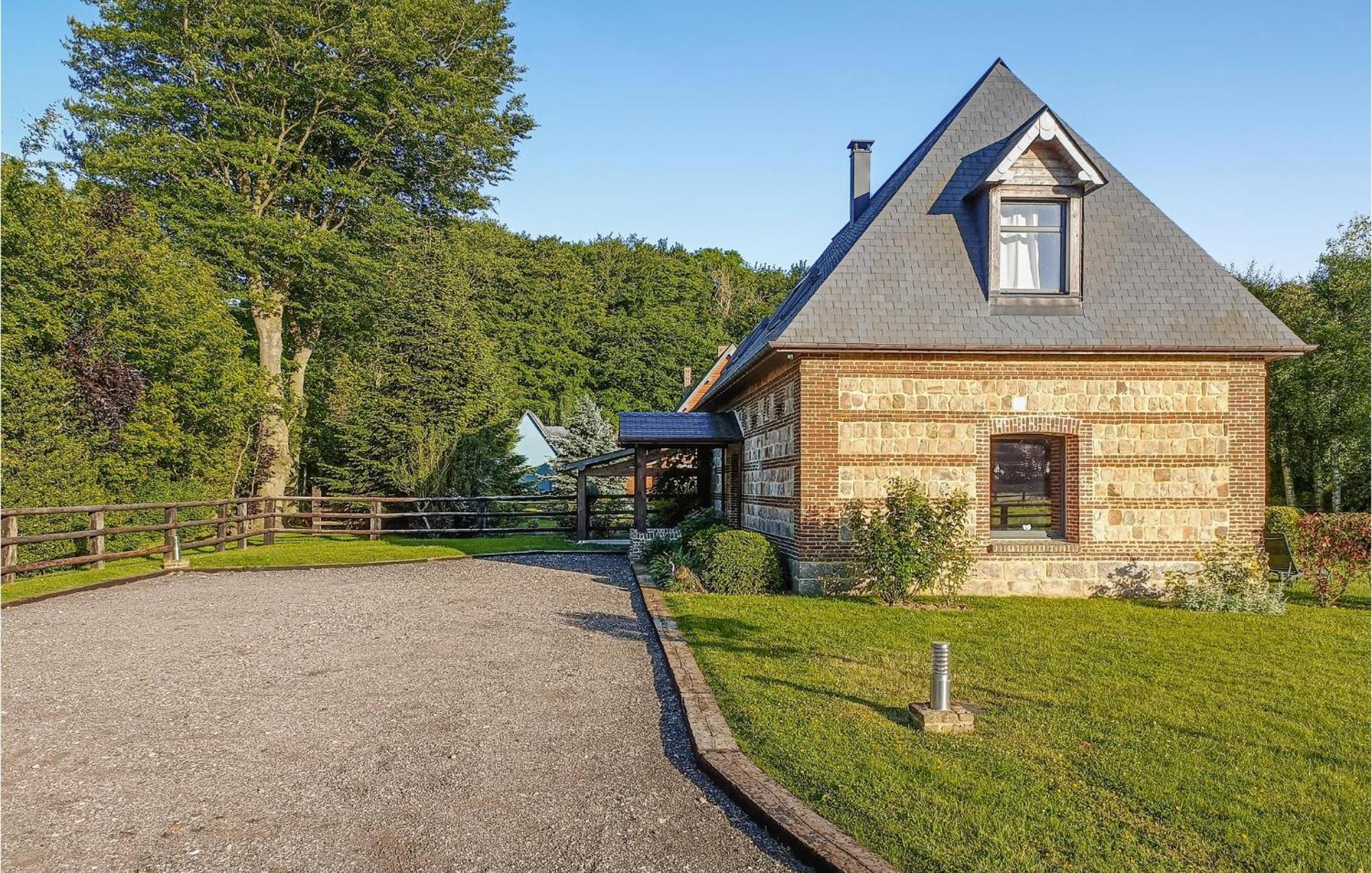Stunning Home In Paluel With Wifi Εξωτερικό φωτογραφία